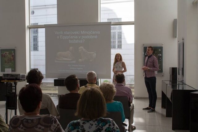 Veronika Dubcová: Minoans, Egyptians and their deities — photograph 3