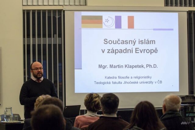 Martin Klapetek: Contemporary Islam in Western Europe — photograph 2