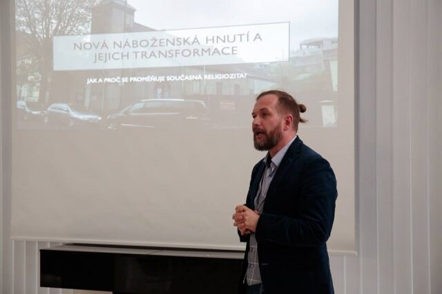 David Václavík: New religious movements — photograph 2