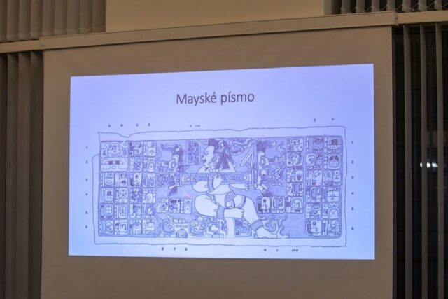 Jakub Špoták: Secrets of Maya hieroglyphic writing — photograph 3