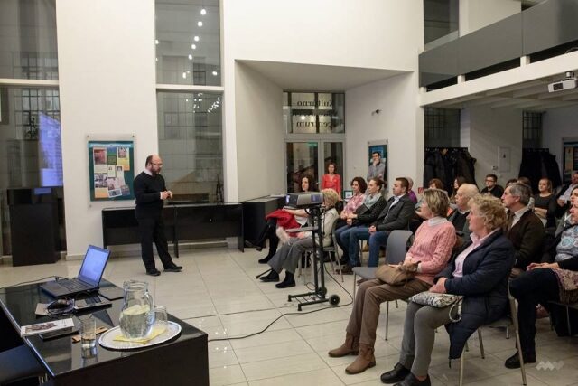 Martin Klapetek: Contemporary Islam in Western Europe — photograph 8