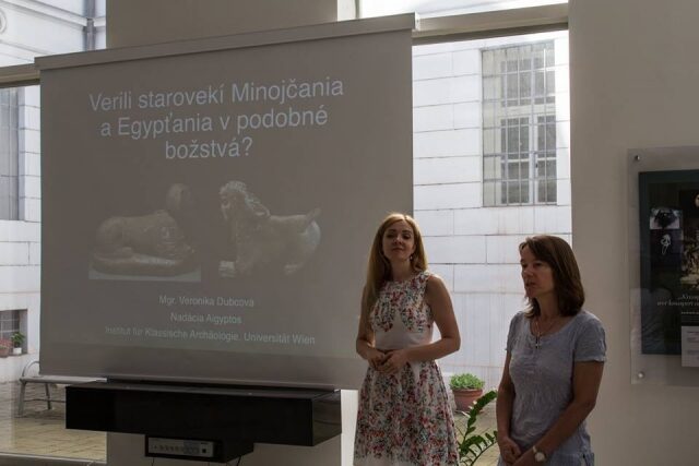 Veronika Dubcová: Minoans, Egyptians and their deities — photograph 2